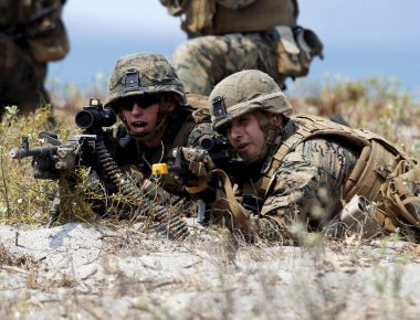 Φωτογραφίες στρατιωτών που δεν έπρεπε ποτέ να διαρρεύσουν (βίντεο)